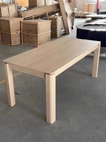 Grande table à manger rectangulaire minimaliste du milieu du siècle Table de conférence de bureau design de style wabi-sabi en chêne massif pour restaurant