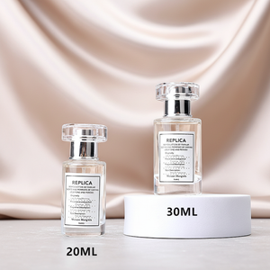 Vente en gros usine Nouvelle bouteille de parfum vide 20ml 30ml Mini flacon de parfum de luxe en verre Lazy <span class=keywords><strong>Sunday</strong></span> <span class=keywords><strong>Morning</strong></span> avec bouchon - Product Image 1