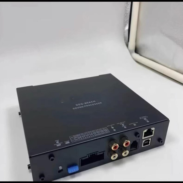 DSP Automotive Power Amplifier 10 Audio Processor DEQ-80ACH CE Certification 2.8inch Screen 480P Resolution PVC Material Simple