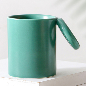 Tasse à café ronde mignonne de petit déjeuner bon marché tasse à eau de bureau à domicile tasse à thé en céramique drôle de couleur verte - Product Image 6