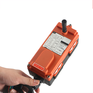 Télécommande radio industrielle sans fil Iehc F21-E1 IP66 étanche pour pont roulant, portée jusqu'à 100 m - Product Image 2