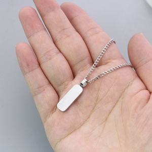 Colliers de mode en gros, pendentif <span class=keywords><strong>totem</strong></span> personnalisé en acier inoxydable avec chaîne cubaine, plaqué or, cadeaux de mariage pour hommes - Product Image 2