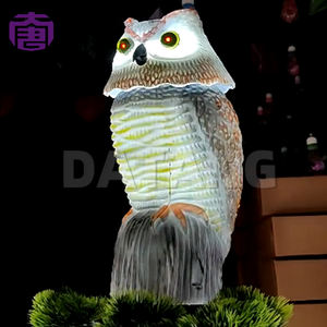 Lámpara de búho con cabezal giratorio, luz decorativa para jardín y patio - Product Image 6