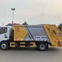 Auto-chargement soulevant la poubelle 4x2 petit camion à ordures comprimé d'assainissement environnemental