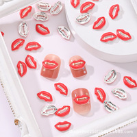 Nouveau produit 3D alliage Halloween Nail Charms Sexy Red Lips Vampire Lip Nail Charm