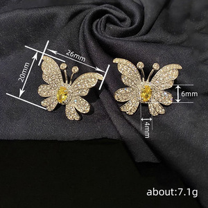 Delicati orecchini a forma di farfalla per donna, gioielli creativi per le orecchie in stile dolce e fresco - Product Image 4