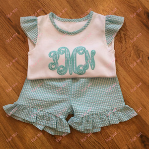 Ensemble de vêtements pour sœurs personnalisées, shorts en seersucker à rayures assorties, ensemble de vêtements pour petites filles à volants sans manches - Product Image 2