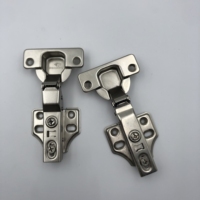 Armoires personnalisées entièrement couvertes avec amorti hydraulique en usine Portes de cuisine avec charnières à petit angle
