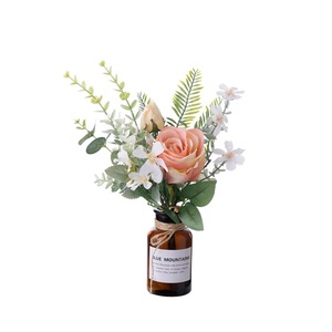 Bouquet de fleurs artificielles Rina Rose avec eucalyptus pour décoration de mariage et de maison CF01260 - Product Image 5