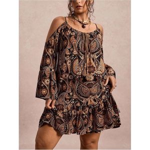 Robe d'été mini pour femme grande taille, style western paisley, épaules dénudées, manches cloche à volants, taille empire, en mousseline, pour les vacances - Product Image 5