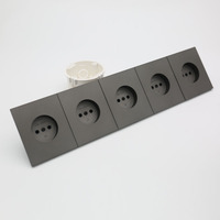 Prise murale russe Schuko 5 prises 5 gangues 16A, type encastré, panneau PC blanc, norme UE, pour le marché russe, fourni par le fabricant