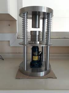 Laboratory Type Stainless Steel Oil Press for Flour Mill and Winery Use 1 Year Warranty - Product Image 2