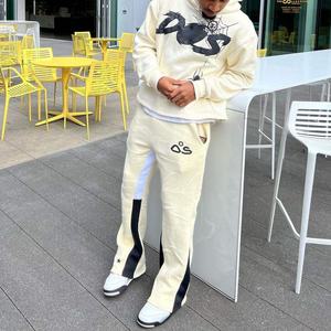 Conjunto de 2 piezas de ropa urbana personalizada: Pantalones de chándal acampanados y sudadera corta con capucha estilo Y2K para hombre, chándal deportivo con sudadera holgada. - Product Image 1