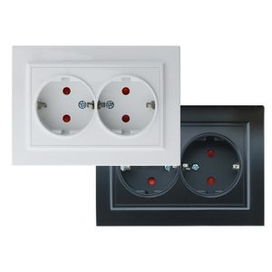 Enchufe doble Schuko blanco - conexión a tierra, 16A, 250V, ideal para hogares y oficinas, permite conectar múltiples dispositivos. - Product Image 1