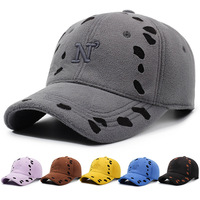 Gorra de Invierno Nueva, Casual, para Exteriores, Resistente al Viento, Cálida, con Diseño Geométrico de Colores Contrastantes, Bordado a Máquina, 6 Paneles, Cierre a Presión de PVC