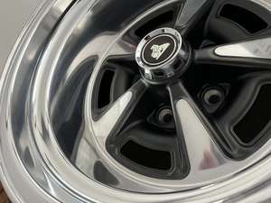 ล้อ Holden รุ่น GTS Sprint ขนาด 15x8.0 5x120.65 ET0 ระยะห่างแกนล้อ 4.5 นิ้ว สีดำซาตินขัดเงา พร้อมขอบสีดำ - Product Image 5