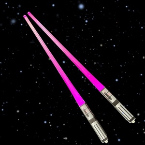 Meilleures baguettes lumineuses sabre laser, baguettes LED lumineuses pour fête néon, décorations et cadeaux de fête lumineux - Product Image 6