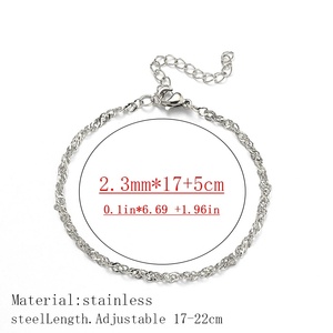 สร้อยข้อมือแฟชั่นขายส่ง ชุบทอง 18K ลายเกลียวแบบงู สร้อยข้อมือสแตนเลสแบบคิวบาสำหรับผู้หญิง - Product Image 5
