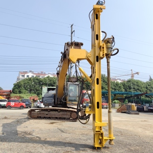 Donner <span class=keywords><strong>naissance</strong></span> à <span class=keywords><strong>la</strong></span> perceuse de soufflage de roche dure de profondeur de 20m installée sur l'excavatrice avec le compresseur d'air - Product Image 2