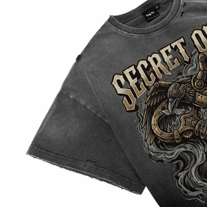 Camisetas de hombre transpirables de manga corta oversize con estampado de letras y llave de cuervo estilo punk, lavado ácido vintage, para venta al por mayor - Product Image 5