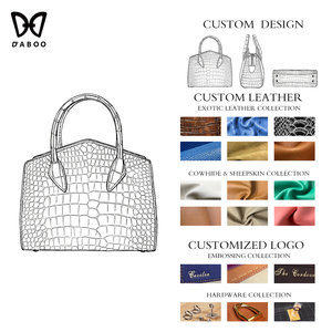 Bolso de mano para mujer de piel de caimán auténtica, asa de bambú, trapezoidal, color personalizable, estilo vintage - Product Image 2