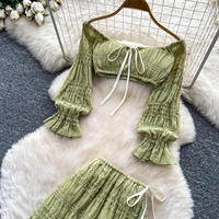 Ensemble deux pièces élégant smocké à taille haute et manches trois quarts, épaules dénudées, pour femme, été 2026