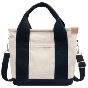 Sac fourre-tout en denim uni résistant à l'eau et écologique avec broderie et fermeture éclair – Choix de mode durable et portable, éthique - Product Image 4