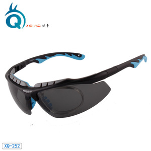 Lunettes de soleil polarisées pour le cyclisme Xq-Hq XQ-252, lunettes de sport d'extérieur anti-poussière - Product Image 1