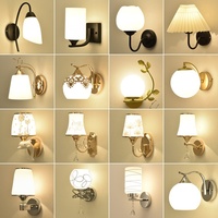 Lampe murale en fer moderne et simple pour chambre à coucher, salon, balcon, escalier, couloir, chevet, éclairage LED