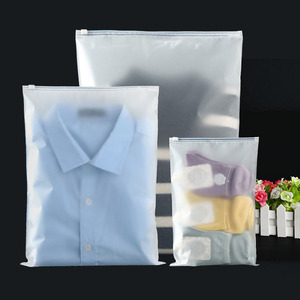 Sacs refermables personnalisés recyclables avec <span class=keywords><strong>fermeture</strong></span> à glissière et logo pour l'emballage des chaussettes et des chaussures, sac en <span class=keywords><strong>plastique</strong></span> PE - Product Image 2