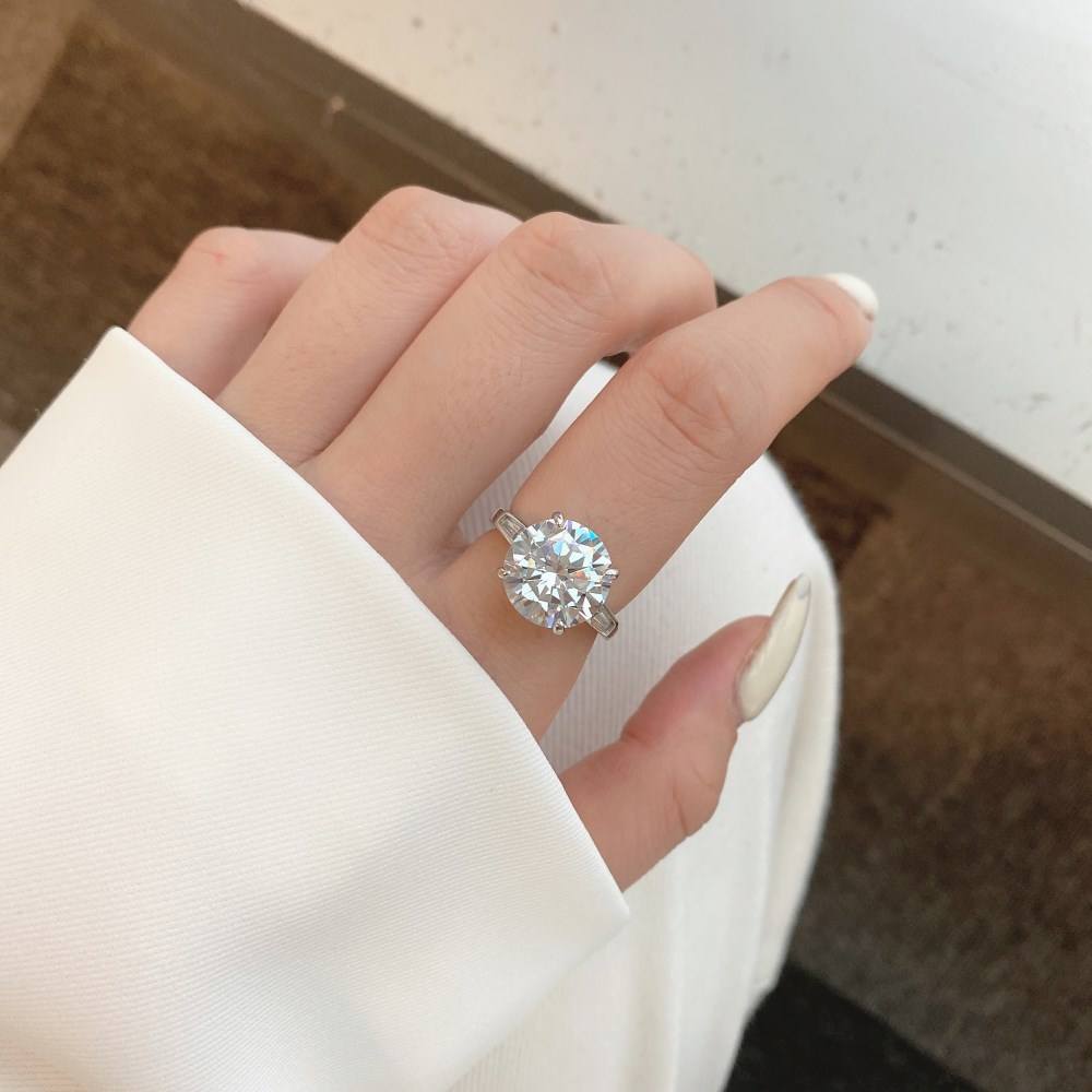 925 Sterling Silver Diamond Oval Cubic Zirconia Ring - Women's Fashion Jewelry