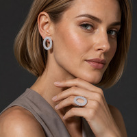 Parure de bijoux fantaisie plaqué or 18 carats en alliage de cuivre avec zircon, boucles d'oreilles et bague, options de couleurs variées pour femme, cadeau de mariage ou de fête, vente en gros