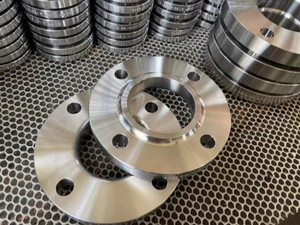 7. Glissement de l'acier inoxydable F304/F316 d'ASME SA182 sur des brides, finition polonaise de miroir - Product Image 2