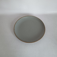 Service de table moderne en grès élégant de 16 pièces, blanc avec incrustations or jaune, en céramique, cadeau d'affaires, en stock (4 pièces)