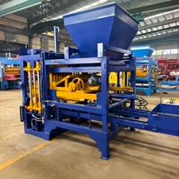 Machine à maçonnerie en béton automatique QT4-15B pour la fabrication de blocs de construction