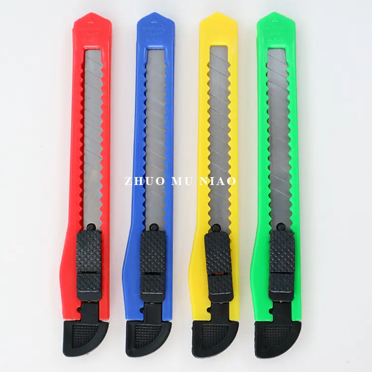 Couteau de poche lame coulissante en plastique, 12 pièces/ensemble, vente en gros, lame coulissante de 9mm en plastique de bureau, ZMN 636