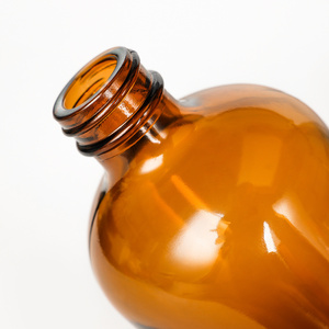 Dispenser di Sapone <span class=keywords><strong>Liquido</strong></span> e Shampoo <span class=keywords><strong>in</strong></span> <span class=keywords><strong>Vetro</strong></span> Ambrato Moderno Personalizzato e Ricaricabile da 8 Oz/240ml e 16 Oz/480ml con Tappo a Vite - Product Image 4