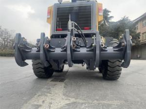 Новые автогрейдеры GR165 мощностью 165 л.с. с передним отвалом - Product Image 6