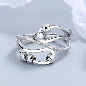 แหวนหมุนคลายเครียดแบบปรับได้สำหรับผู้หญิง - Product Image 2