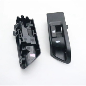 Interruptor de Apertura del Tanque de Combustible Toyota 64606-33030 64606-06020 Para Reemplazo o Reparación - Product Image 1