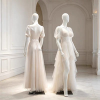 Boutique-Schaufensterpuppe aus Fiberglas, Ganzkörper-Sexy-Damen-Mannequin, Stehende Weiße Weibliche Schaufensterpuppe