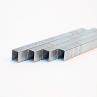 Chine Usine Bonne Qualité 22GA 8.9mm Couronne Agrafes Clous En Métal Rembourrage Agrafe U-Type Nail 7110