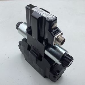 D31FBE01CC1NG00 Distributeur directionnel proportionnel NG10 CETOP 05 hydraulique piloté en stock - Product Image 6