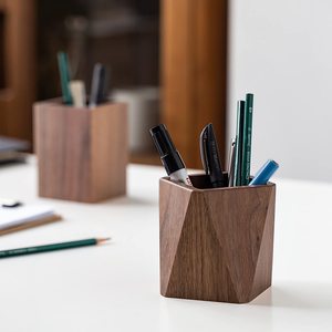 Organisateur de bureau écologique <span class=keywords><strong>Porte</strong></span>-<span class=keywords><strong>crayon</strong></span> <span class=keywords><strong>en</strong></span> <span class=keywords><strong>bois</strong></span> de noyer <span class=keywords><strong>Porte</strong></span>-stylo <span class=keywords><strong>en</strong></span> <span class=keywords><strong>bois</strong></span> personnalisé - Product Image 6