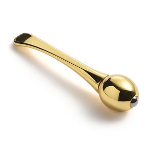 Applicateur de crème pour les yeux en or personnalisé avec nom, rouleau de massage pour le visage - Product Image 5