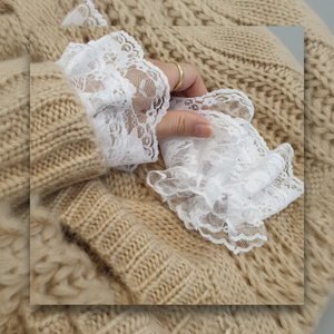 Accessori Intimi da Donna, Polsino Finto in Pizzo - Product Image 1