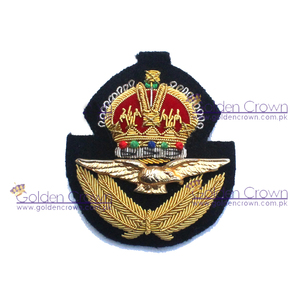 Insigne de casquette RAF en fil de métal en gros | Insigne de casquette de couronne royale fait à la main | Insigne de casquette - Product Image 1