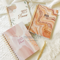 Planificateur 2023, carnet d'objectifs, fixer un Budget, des habitudes d'entraînement, moniteur d'humeur, calendrier annuel, mensuel, hebdomadaire, quotidien, carnet de notes, Journal