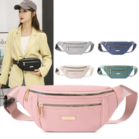 Tas Pinggang Wanita Minimalis, Tas Selempang Pinggang dengan Kantong Depan Ritsleting Ganda, Tali Bahu Lebar, Gesper Lepas Pasang, Tas Pinggang Wanita