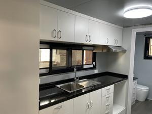 Casa <span class=keywords><strong>de</strong></span> remolque remolcable en carretera <span class=keywords><strong>de</strong></span> lujo <span class=keywords><strong>de</strong></span> alta calidad a <span class=keywords><strong>precio</strong></span> competitivo en rueda - Product Image 6